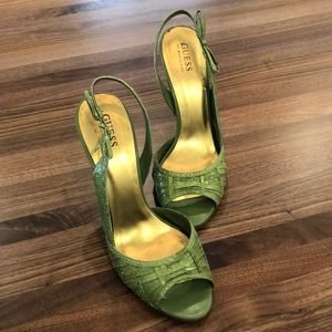 Guess Faux Snake Akin Green Heels- size 10M